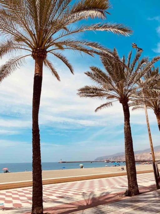 Apartamento De Dos Dormitorios En Almeria. Экстерьер фото
